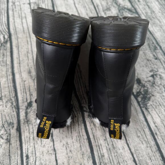 Dr. Martens Docs 1460 Serena Combat Boots Black Zebra Faux Fur Lined W7/ M6 - Picture 8 of 12